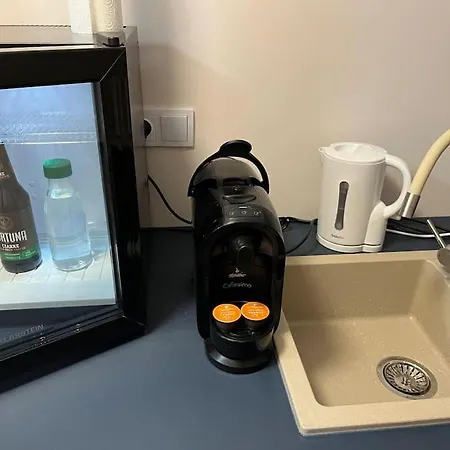 Lägenhet In Wola- Near Progresja-direct Bus To Old Town