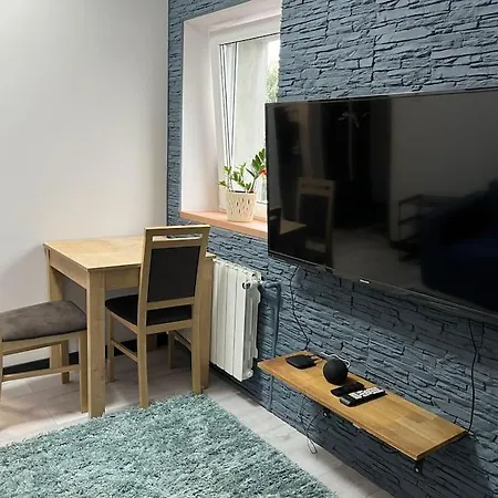 In Wola- Near Progresja-direct Bus To Old Town * Varsovia