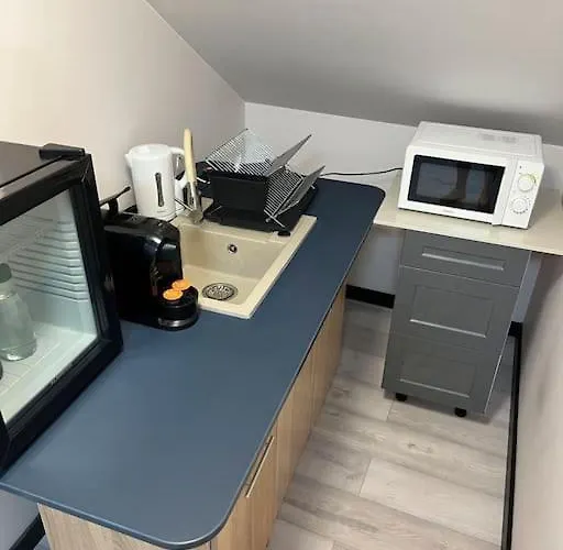 In Wola- Near Progresja-direct Bus To Old Town Warsaw